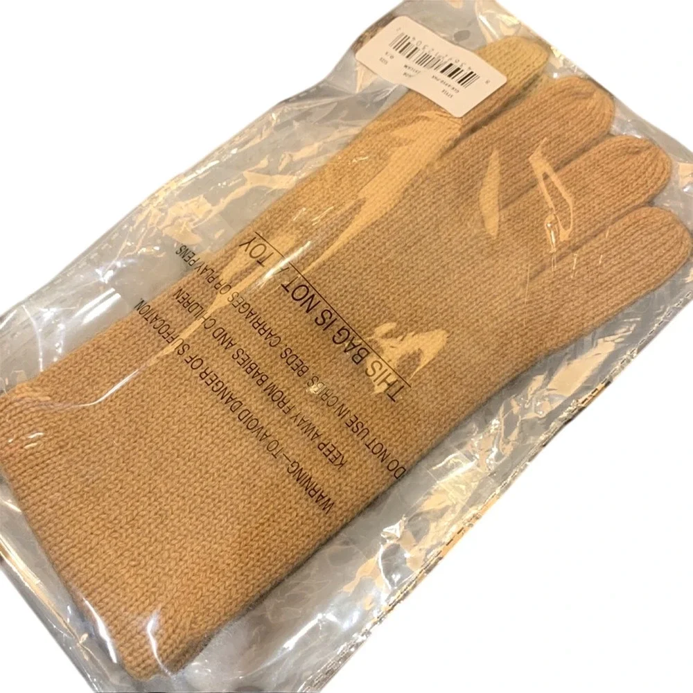 Cashmere Tech Gloves Phenix Tec 100% Cashmere Camel Colror One Size NWT
